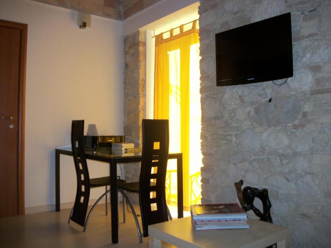 Colle Di Minerva Apartment Chieti Bagian luar foto